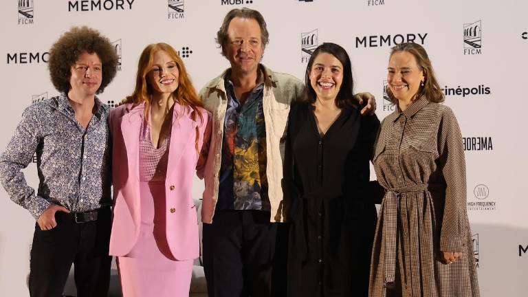 Elenco de Memory, con su director Michel Franco.