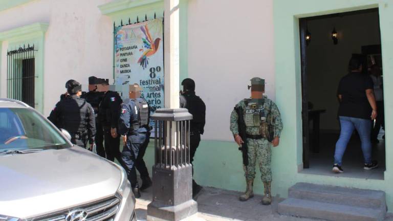 La Alcaldesa de Rosario evitó hablar de los participantes del encuentro.