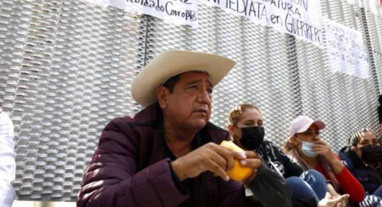 Félix Salgado Macedonio, senador con licencia.