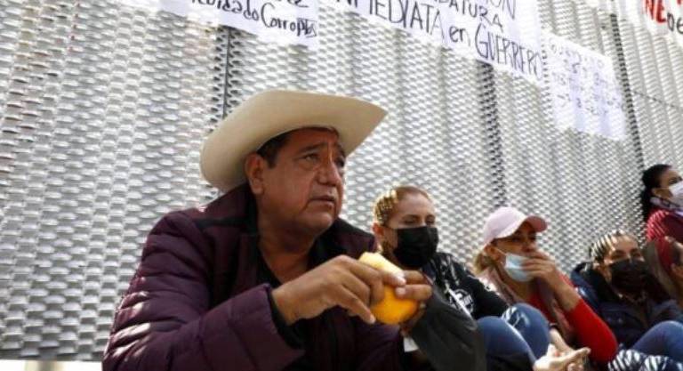 Morena acata decisión del TEPJF con Salgado y Morón. Arrasará en Michoacán y Guerrero, afirma