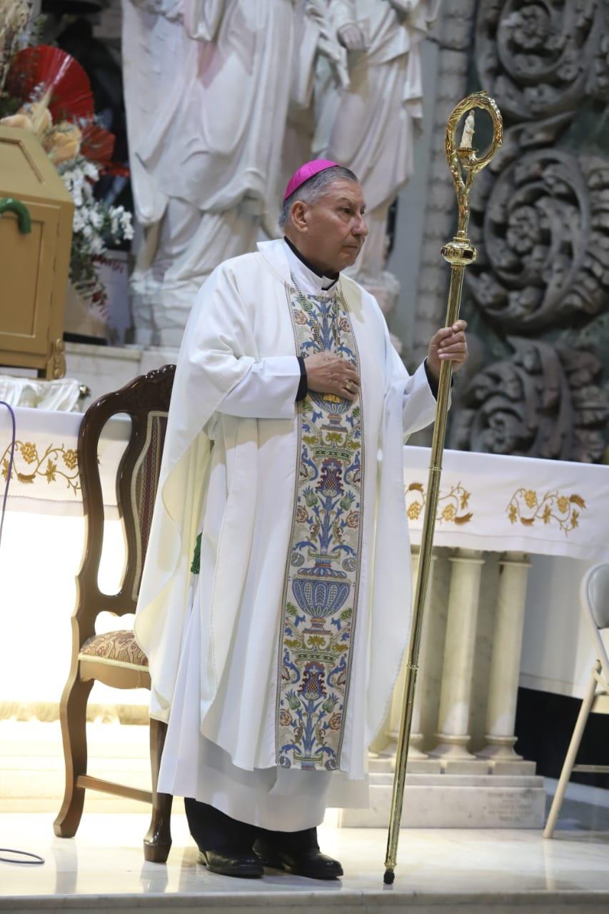$!Conmemoran la Sagrada Eucaristía en la Cena del Señor y el lavatorio de los pies
