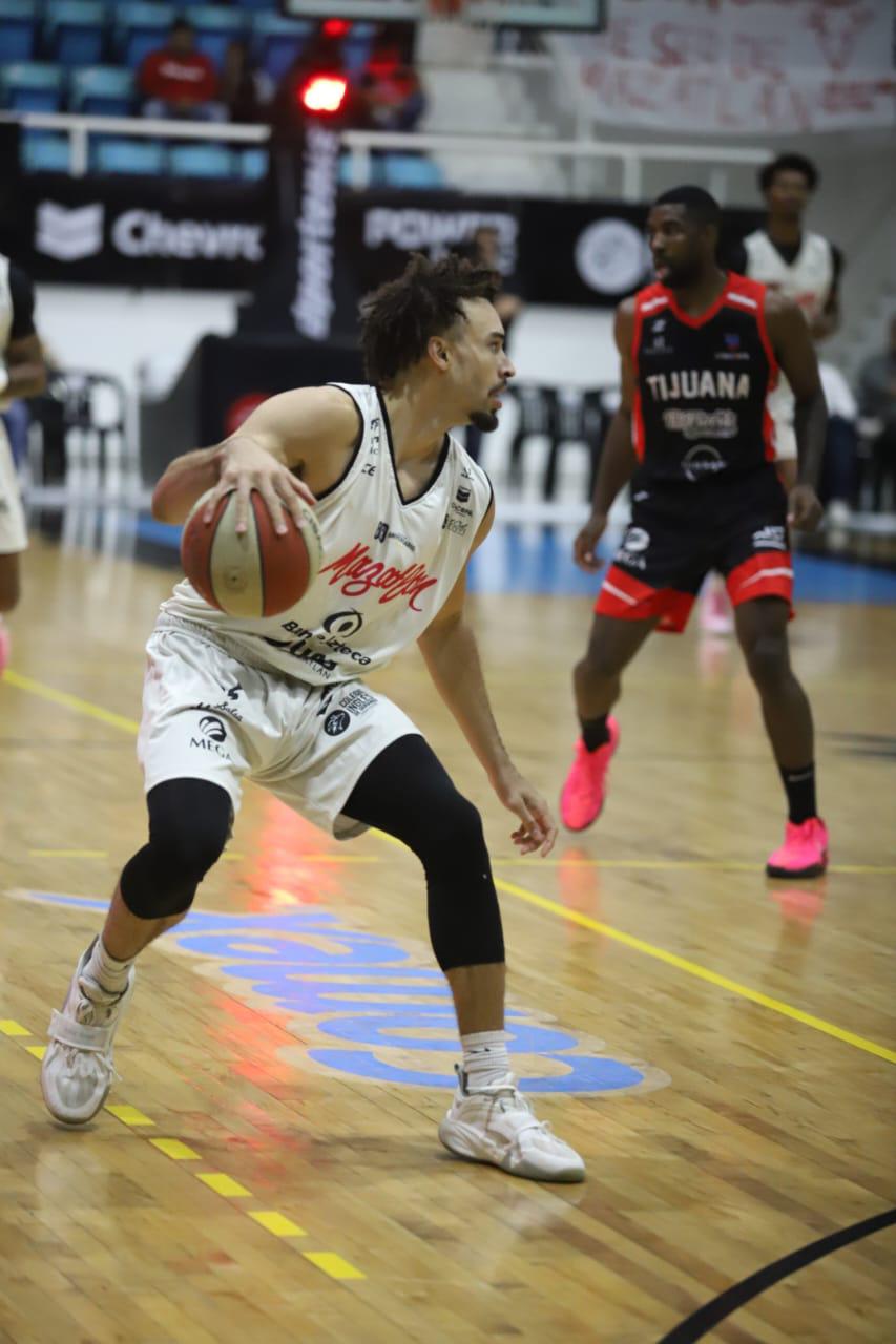 $!Reacción tardía al final es insuficiente para Venados Basketball