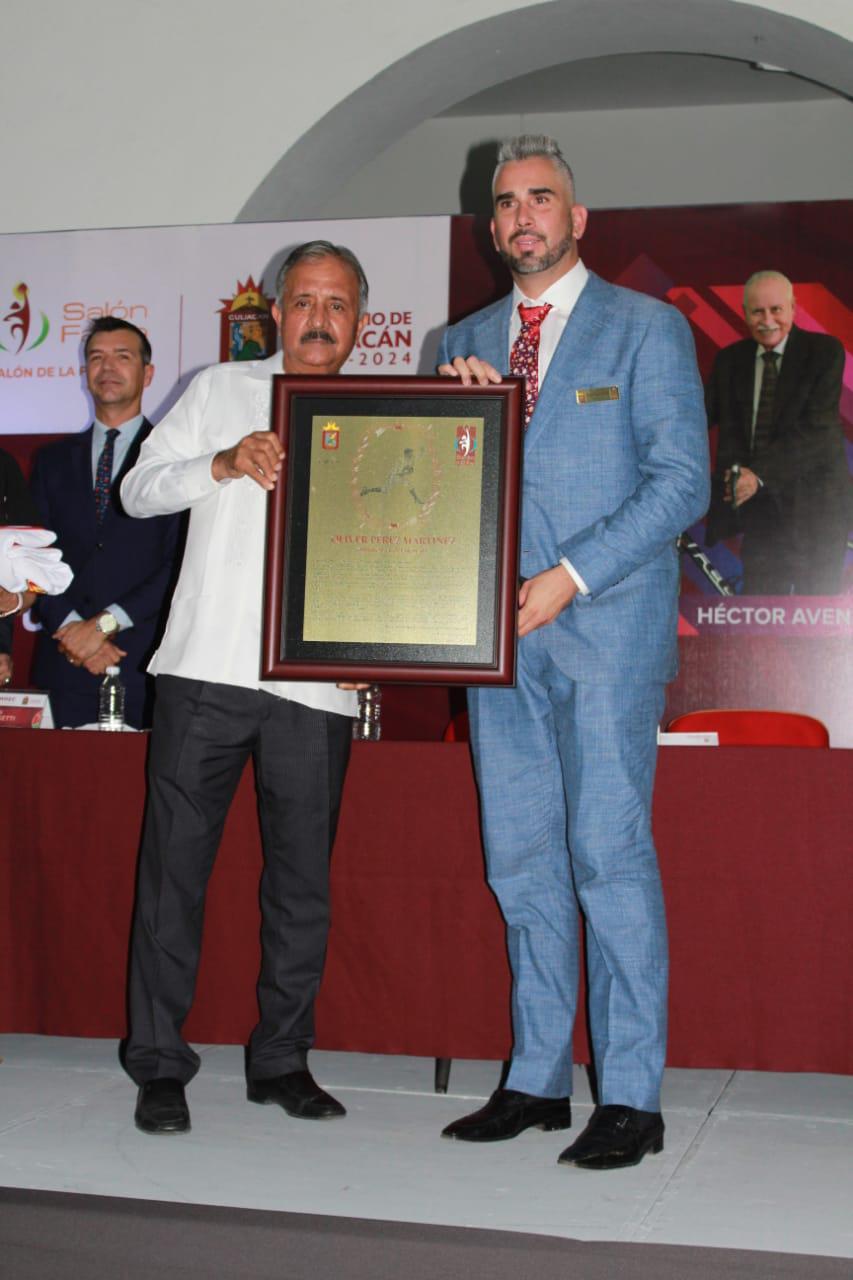$!Jared Borgetti, Óliver Pérez y Héctor Avendaño son los nuevos inmortales del deporte en Culiacán
