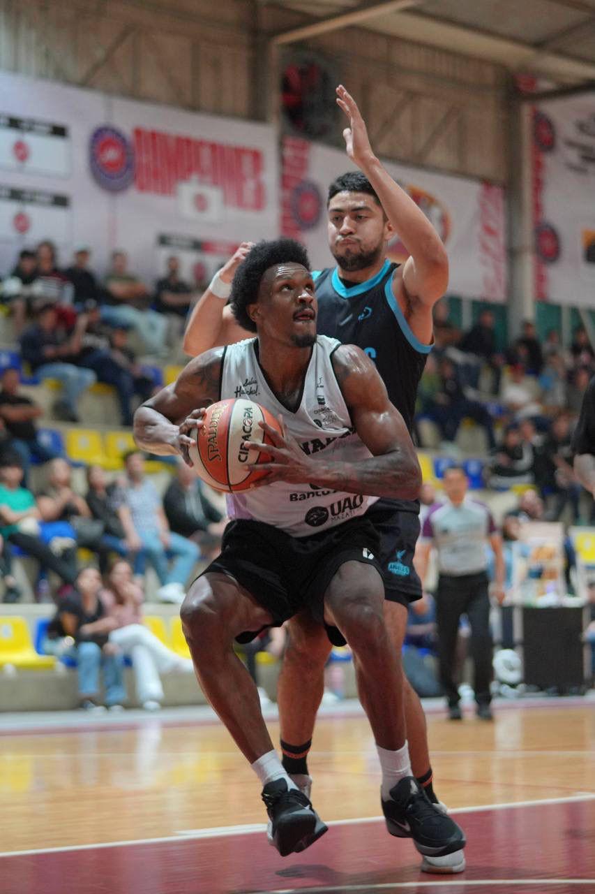 $!Se le niega el triunfo a Venados Basketball en Copa Huichol