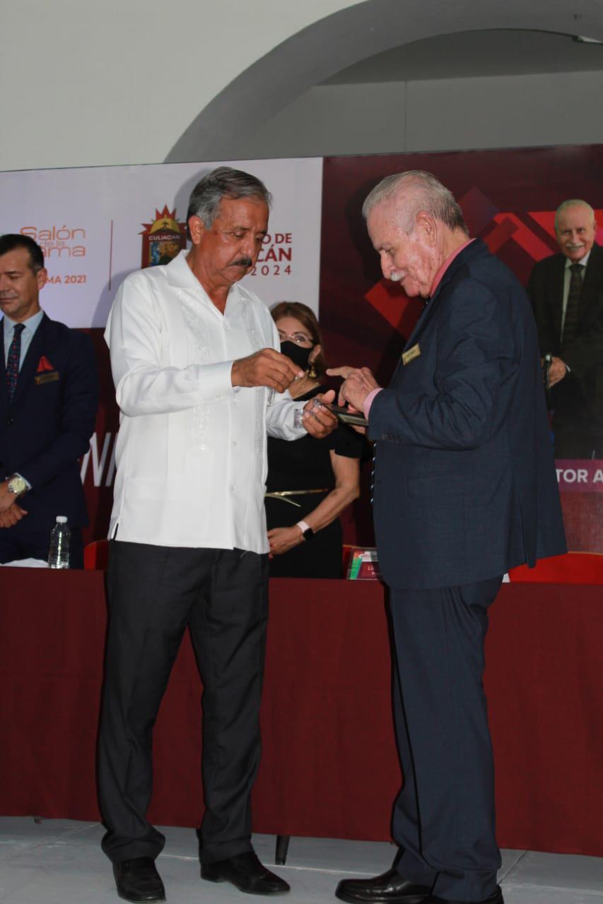 $!Jared Borgetti, Óliver Pérez y Héctor Avendaño son los nuevos inmortales del deporte en Culiacán