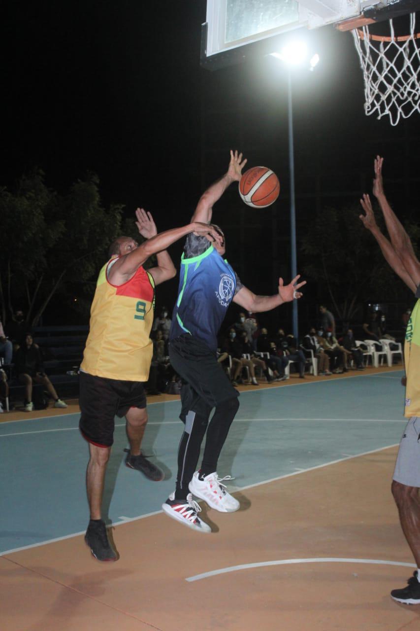 $!Valioso triunfo se apunta Dugasa en la Copa Semana Santa de Basquetbol