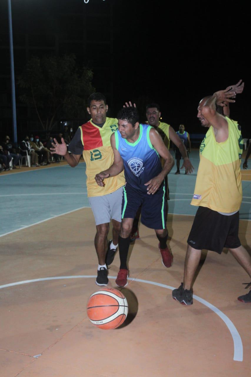 $!Delfines debuta con victoria en Copa Semana Santa de Baloncesto