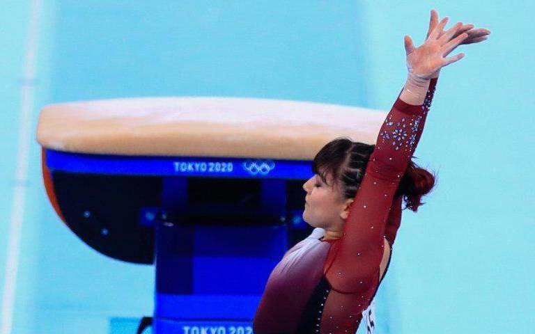 Alexa Moreno se mete a la disputa de medallas y va a la final de salto de caballo