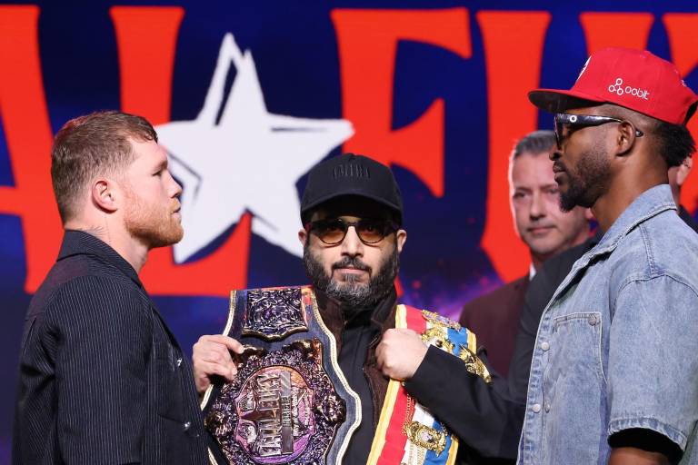La pelea entre Canelo y Scull se verá diferida en México