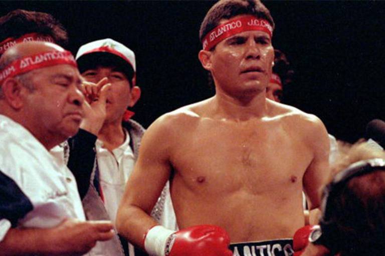 ¿Por qué Julio César Chávez usaba una cinta roja en su cabeza? La usaba para protegerse y así lo cuenta