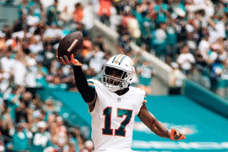 Miami Dolphins arrasa a los New England Patriots