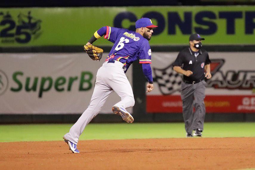$!Dominicana vence en 10 entradas a Venezuela, para terminar como líderes