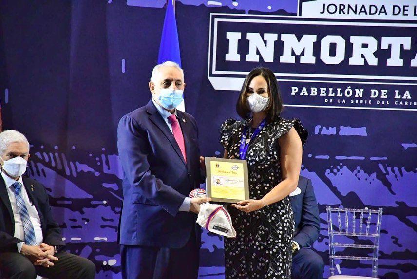 $!Exaltan a los nuevos inmortales del Pabellón de la Fama del Caribe