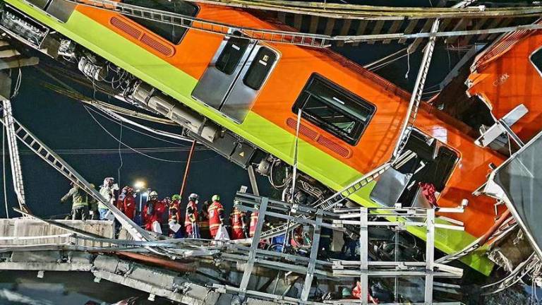 Aumenta el número de muertos tras accidente del Sistema de Transporte Colectivo de la CDMX.