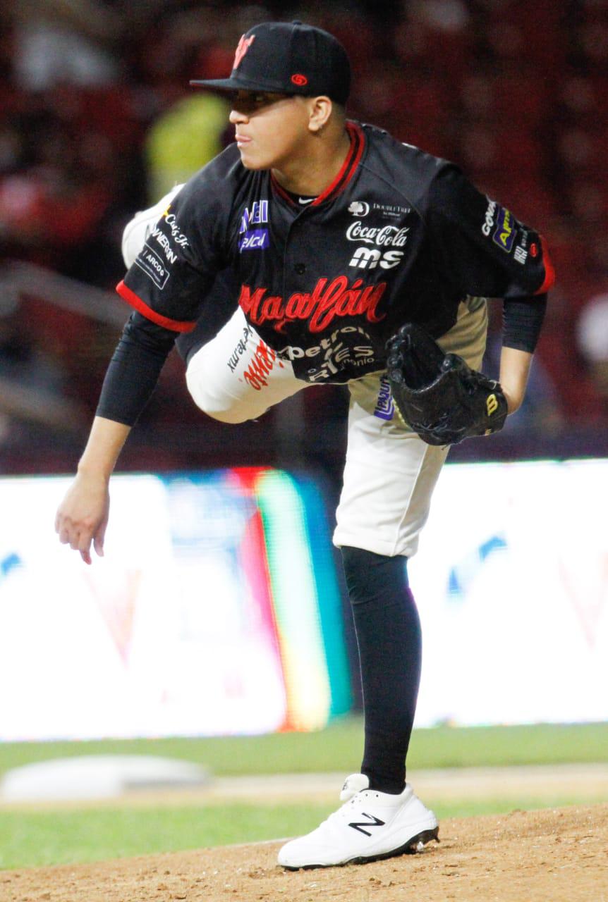 $!‘Pulpa’ Ríos define triunfo de Venados ante Charros y se lleva la serie