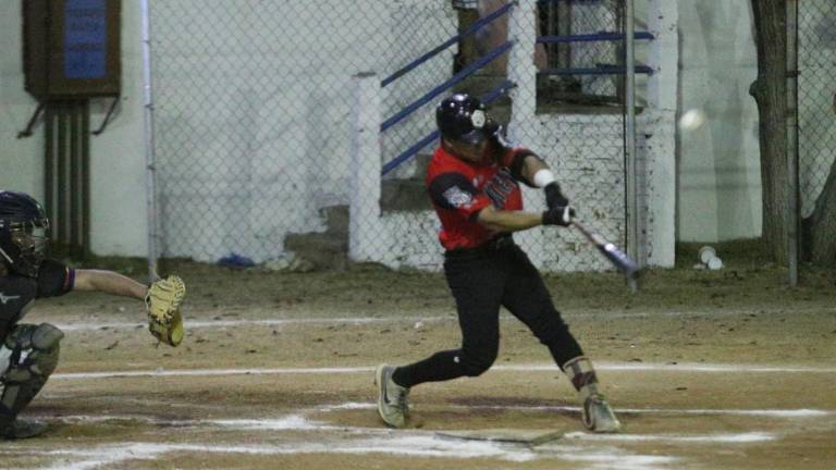 La ofensiva de SUTERM logró imponer sus condiciones en el primer juego de la final de la Liga de Beisbol Clase Abierta.