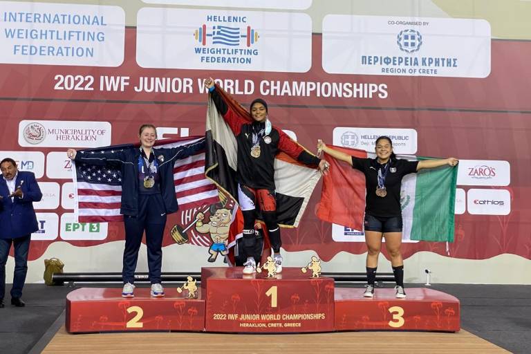 Halterista de la UAS gana medalla mundial