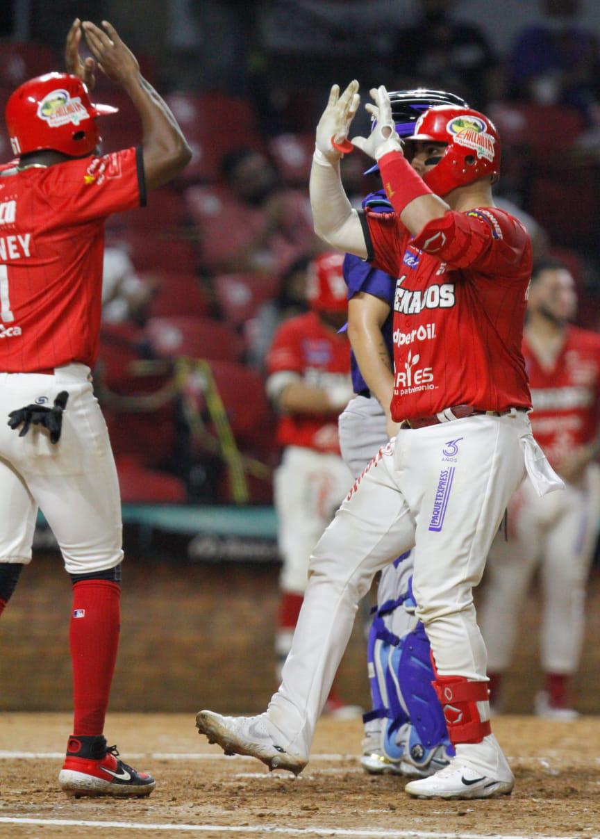 $!Falla relevo de Venados de Mazatlán y Charros de Jalisco iguala serie