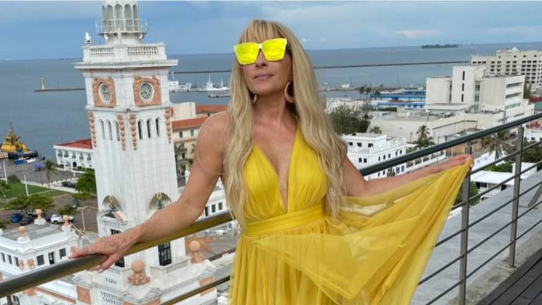 Yuri fue coronada como la Reina del Carnaval de Veracruz 2024.