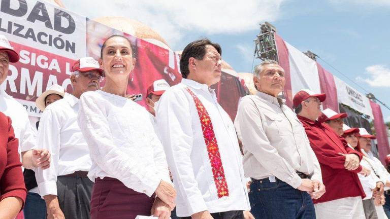 Los presidenciables de Morena y su dirigente.