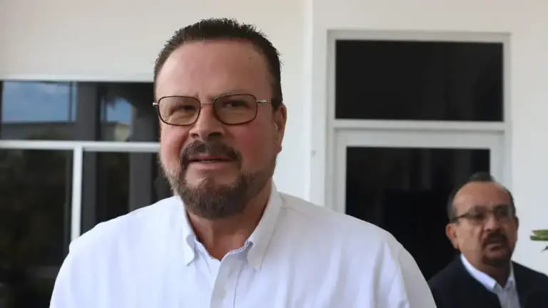 Peraza Ponce resaltó de lo importante de dar certidumbre a los compradores e inversionistas porque eso mejora la percepción de Mazatlán.
