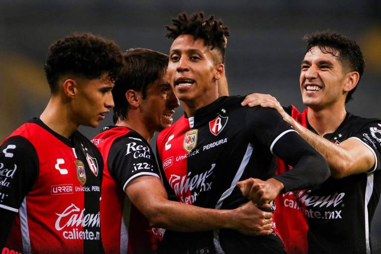 Sinaloense Ozziel Herrera marca en remontada del Atlas ante Querétaro
