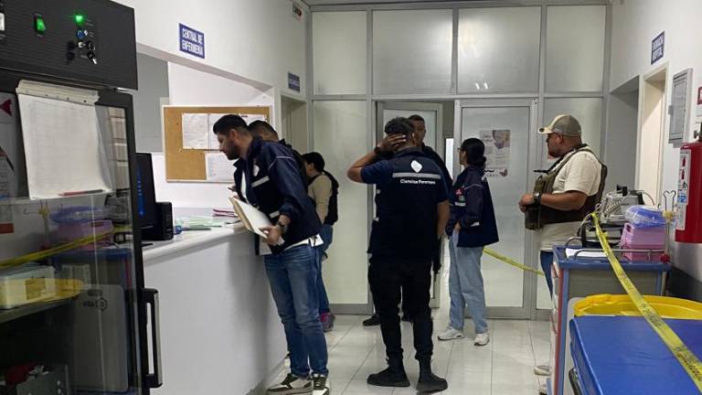 Mientras estaba trabajando en un hospital, la enfermera Cecilia Ruvalcaba Mercado fue asesinada a balazos en Teocaltiche.