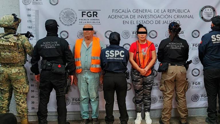 La mujer fue detenida junto a otro hombre identificado como Moisés Navarro Orozco.
