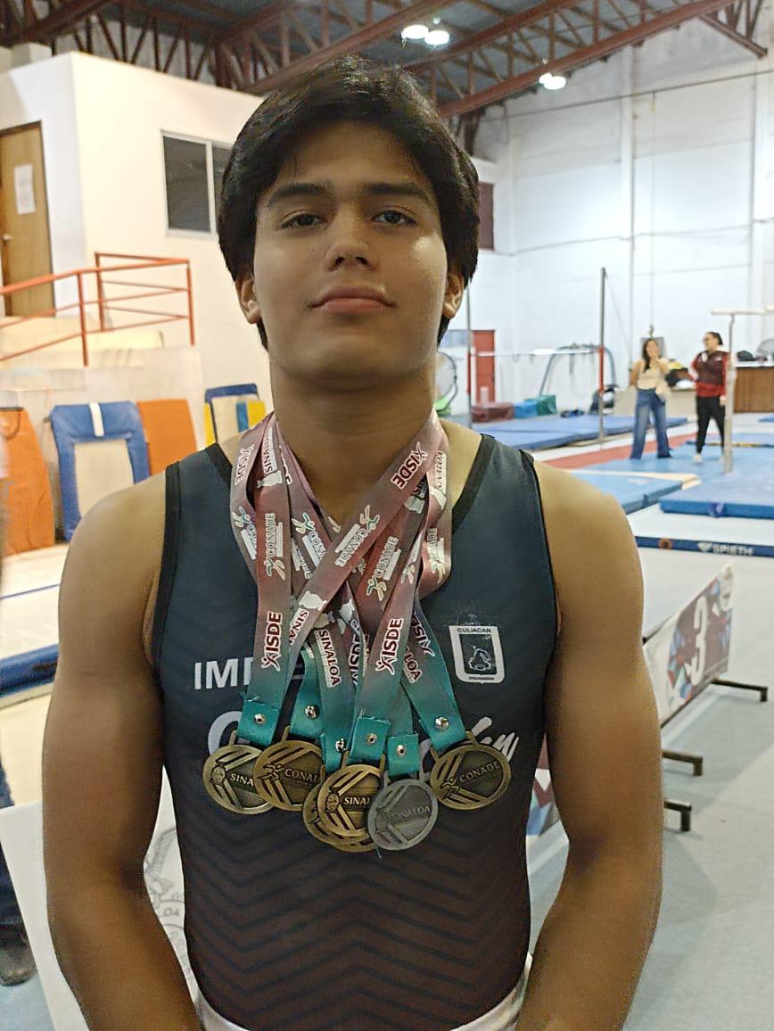 $!Supera Aarón a Gael en la Gimnasia Artística de los estatales
