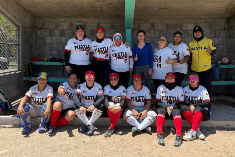 Piratas de Piaxtla de Abajo conquista su quinta corona en la Liga de Softbol Femenil de San Ignacio