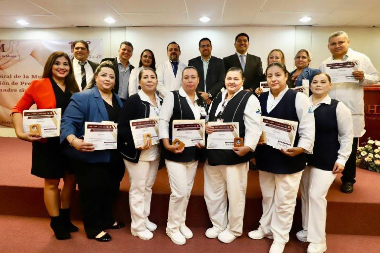 Conmemoran 14 aniversario del Hospital de la Mujer en Culiacán