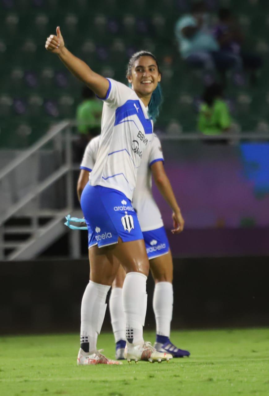 $!Rayadas hunden más al Mazatlán Femenil al golearlo 3-0 en el Kraken