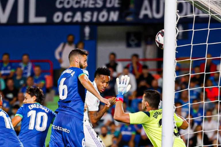 Real Madrid gana en Getafe y retoma la cima