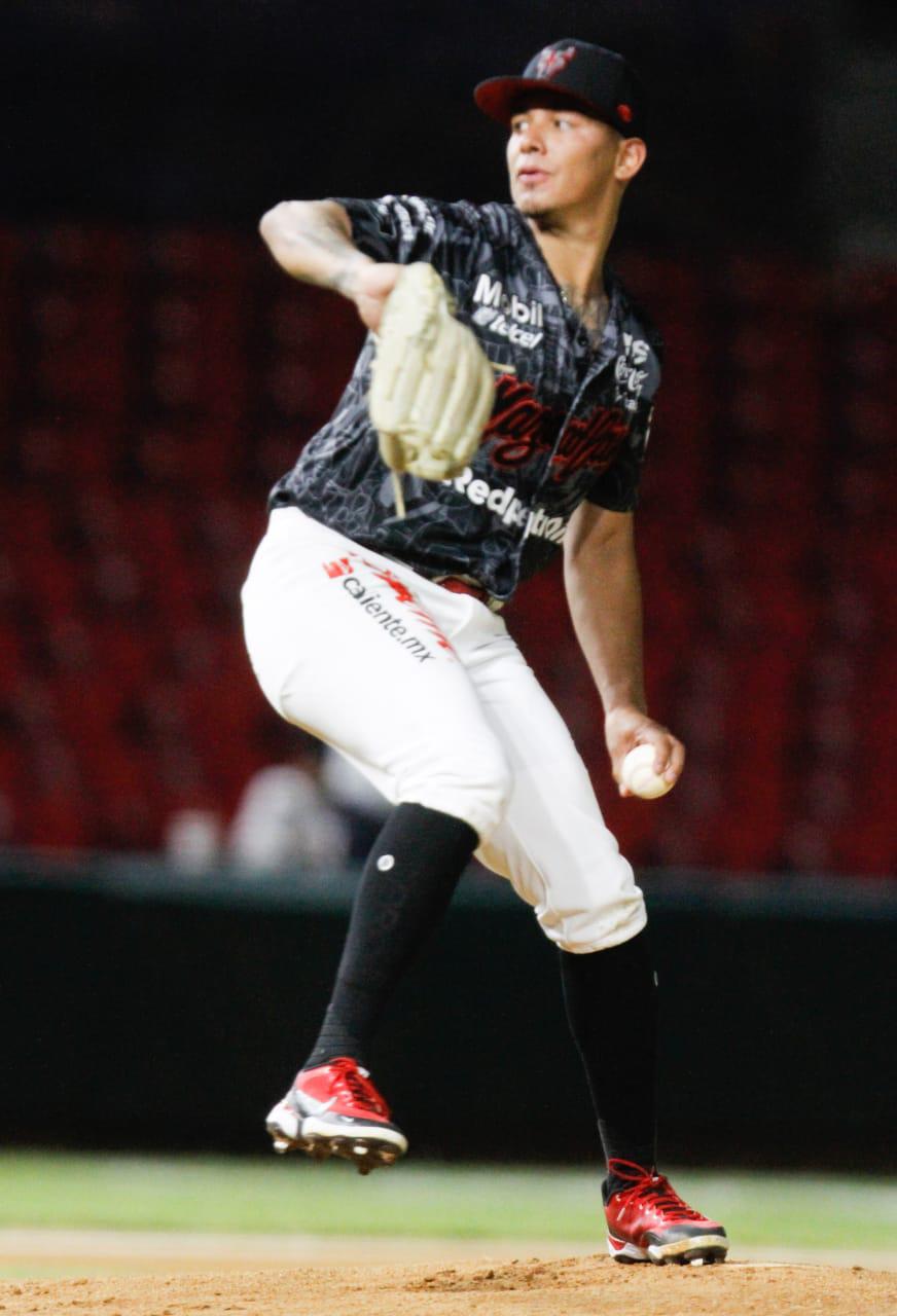 $!Venados de Mazatlán iguala la serie con gran trabajo de Braulio Torres-Pérez