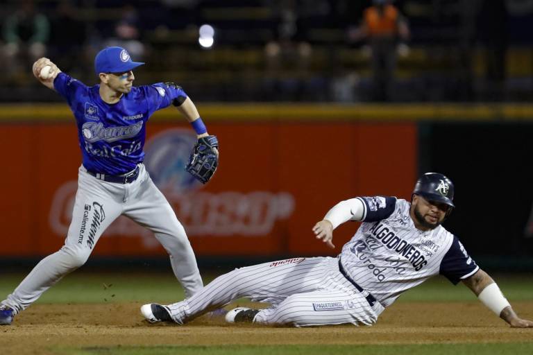 Algodoneros de Guasave gana cerrado duelo a Charros de Jalisco