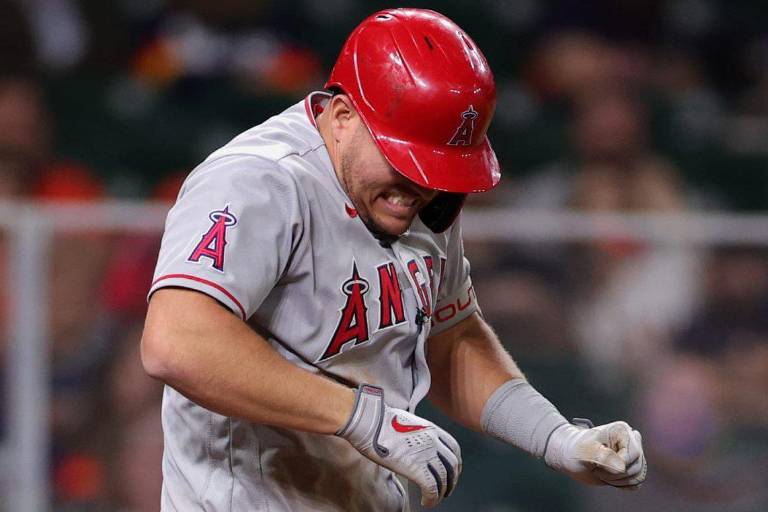 Mike Trout fue retirado de la alineación para el juego de este viernes