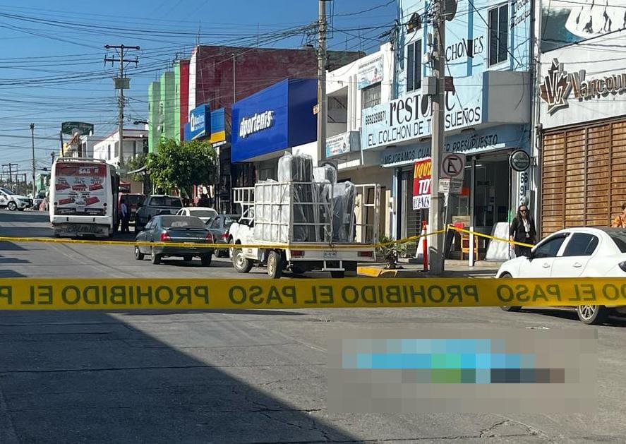 $!Adulto mayor muere arrollado por un camión urbano en Mazatlán