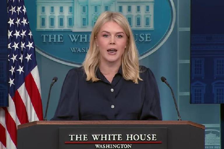 México debe eliminar ‘barreras no arancelarias’, enfatiza vocera de la Casa Blanca