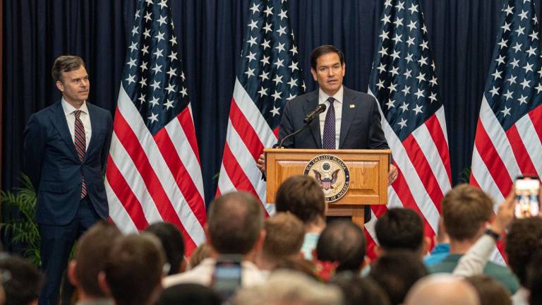 Marco Rubio, Secretario de Estado de Estados Unidos, conversó este miércoles con el canciller Juan Ramón de la Fuente.