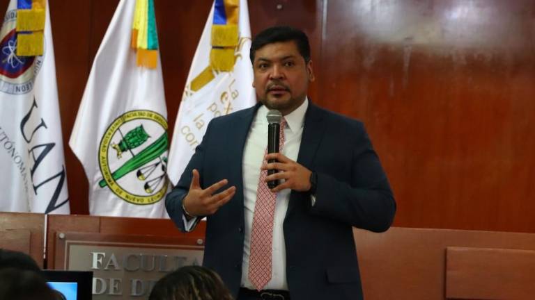 Luis Enrique Orozco Suárez expuso que encontró el Palacio de Gobierno estatal y no pudo entablar diálogo con Samuel García Sepúlveda.