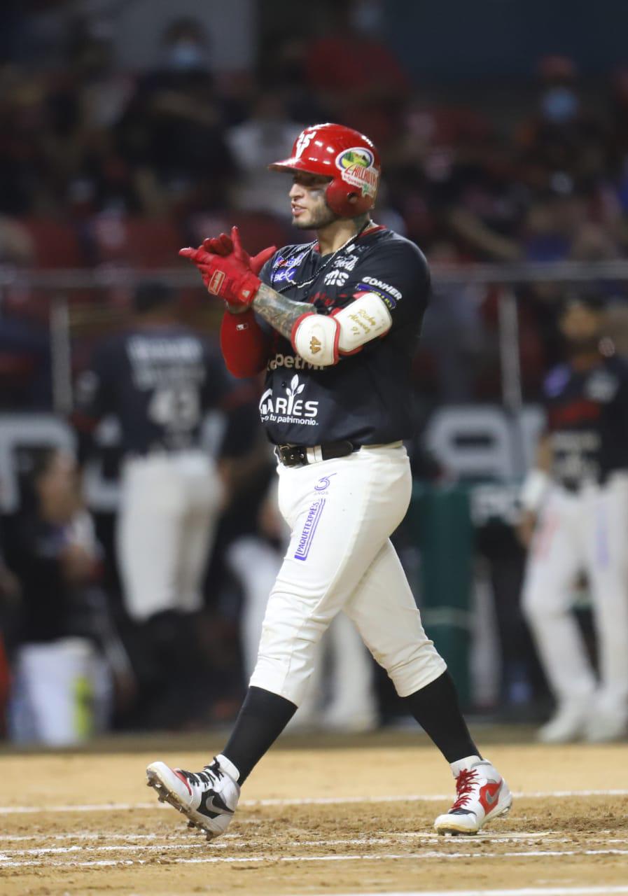 $!Ricky Álvarez da de nuevo el triunfo a Venados de Mazatlán ante Mexicali