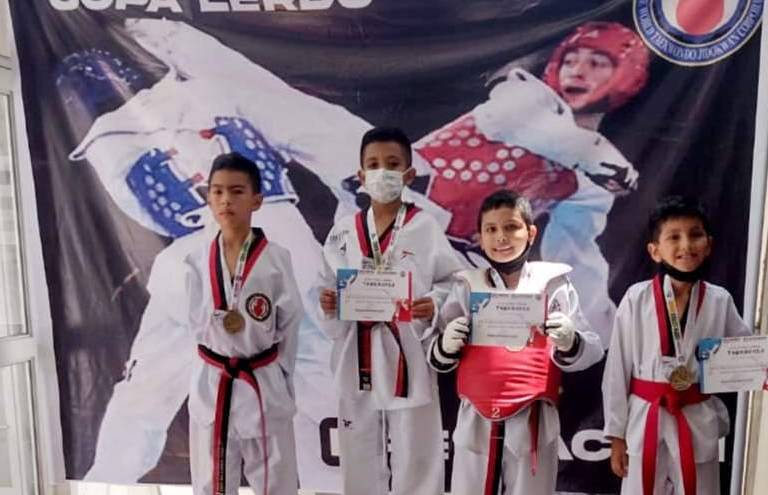 Con 16 medallas, taekwondoínes mazatlecos obtienen el tercer lugar en la Copa Lerdo