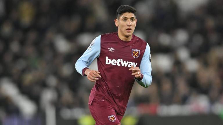 El mexicano Edson Álvarez jugó todo el encuentro en el triunfo del West Ham.