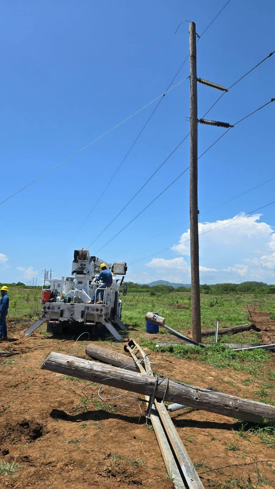 $!Apagón en el sur de Sinaloa generó perdidas económicas a comercios