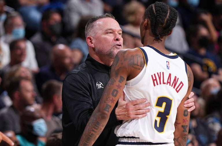 Postergan partido Nuggets-Warriors por Covid-19