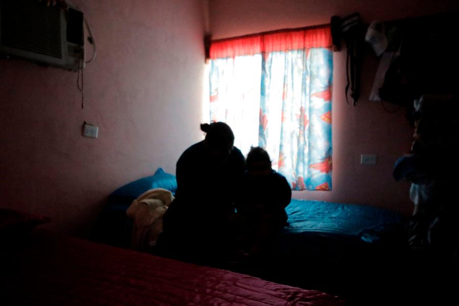 $!La familia de “Luis” se asentó en un fraccionamiento emergente que construyeron los mismos desplazados, con algunos apoyos de gobierno. Aun así, por la violencia, meses después muchas personas debieron abandonarlo. Fotos: Marcos Vizcarra.