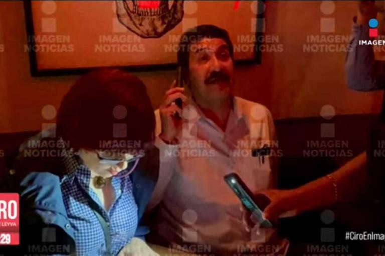 Fiscalía Anticorrupción de Chihuahua intenta detener a Javier Corral; FGJ-CDMX no lo permite