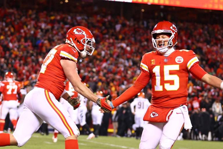Mahomes lleva a los Chiefs de regreso al Super Bowl