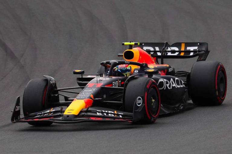 ‘Checo’ Pérez termina en el podio, pero un castigo lo baja al cuarto lugar en Países Bajos