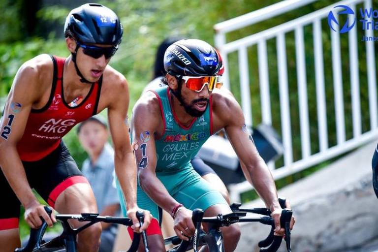 Crisanto Grajales conquista oro en Copa Mundial de Triatlón Weihai 2023